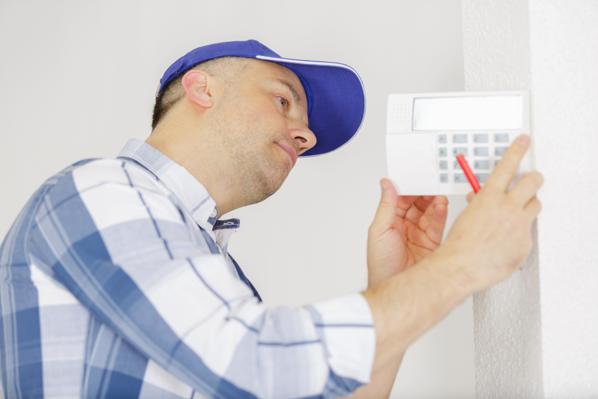 Energy efficient thermostat